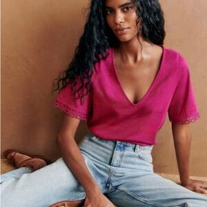 Sezane Lorna T-Shirt in Hot Plum Pink V-Neck Top